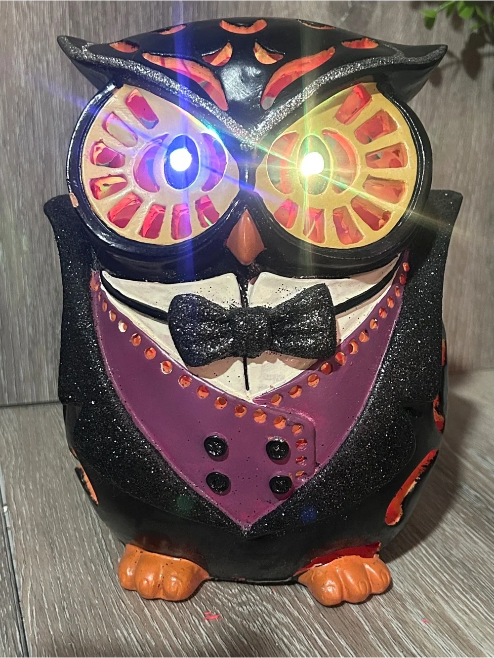 Cracker Barrel Halloween LED Color Changing Ceramic Owl Tuxedo Decor Light
